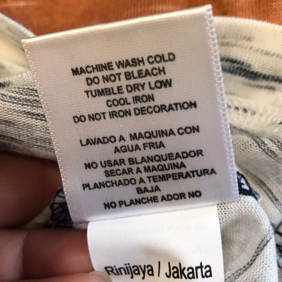 *NWT Hooded Long Sleeve Boy’s Shirt - Picture 5 of 5